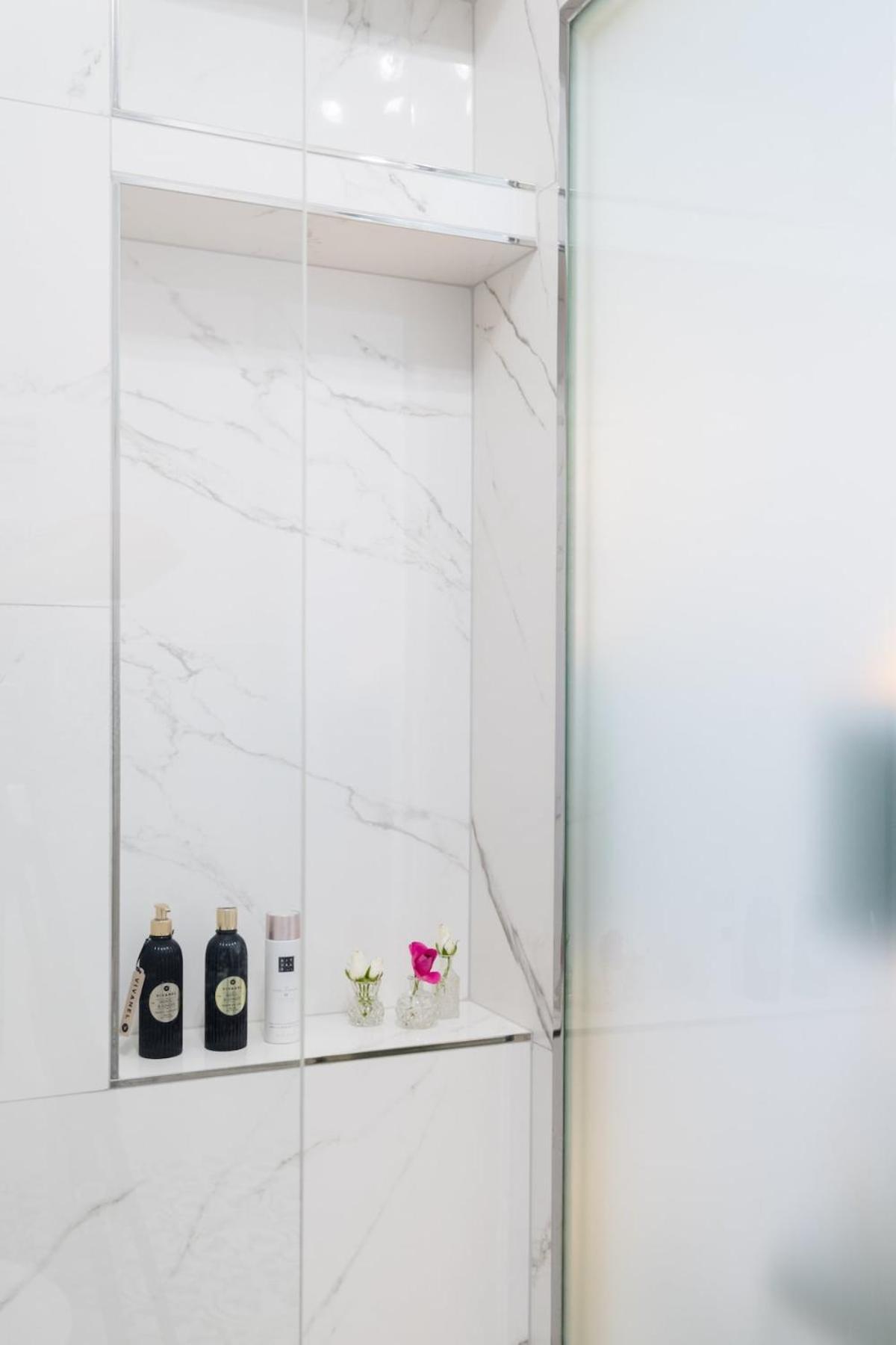 Wenceslas Square / Main Station - New Studio***** Praag Buitenkant foto